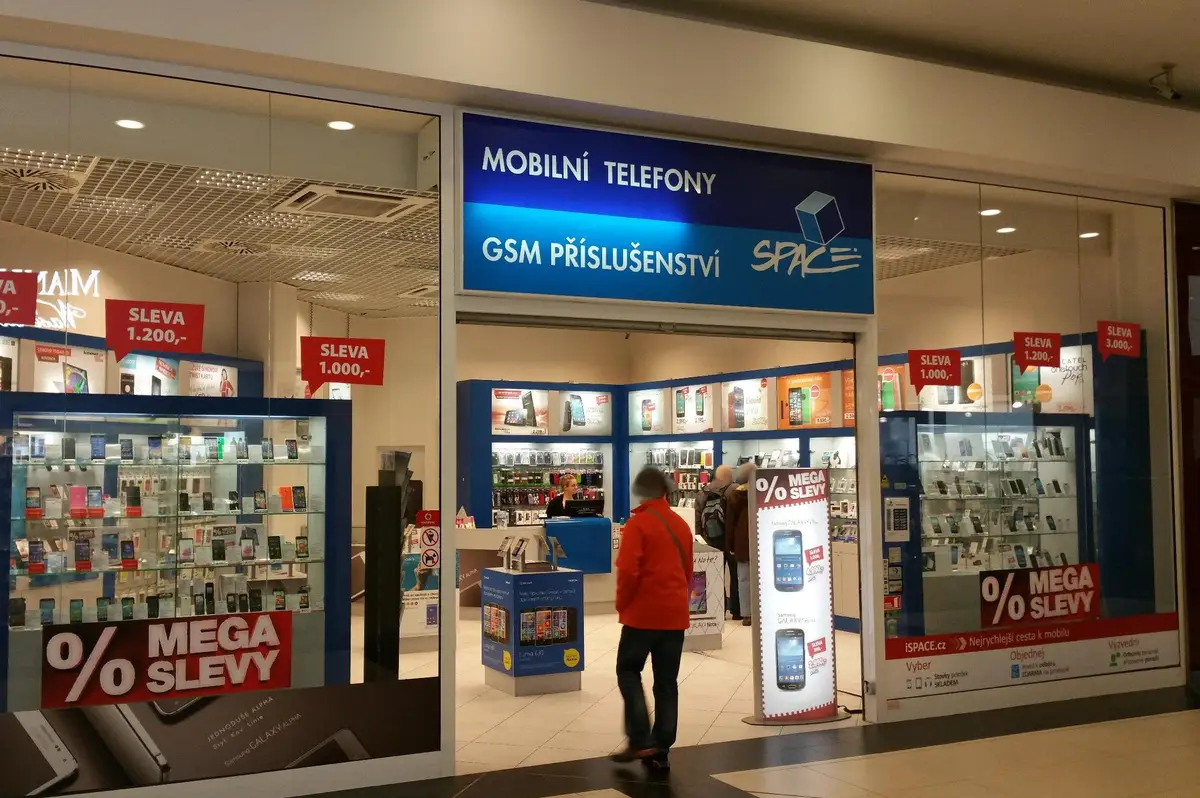 SPACE mobilní telefony